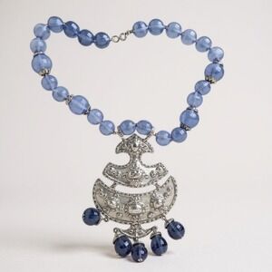Statement Necklace Purple Faceted Beads Silver Tone Face‎ Medallion Pendant